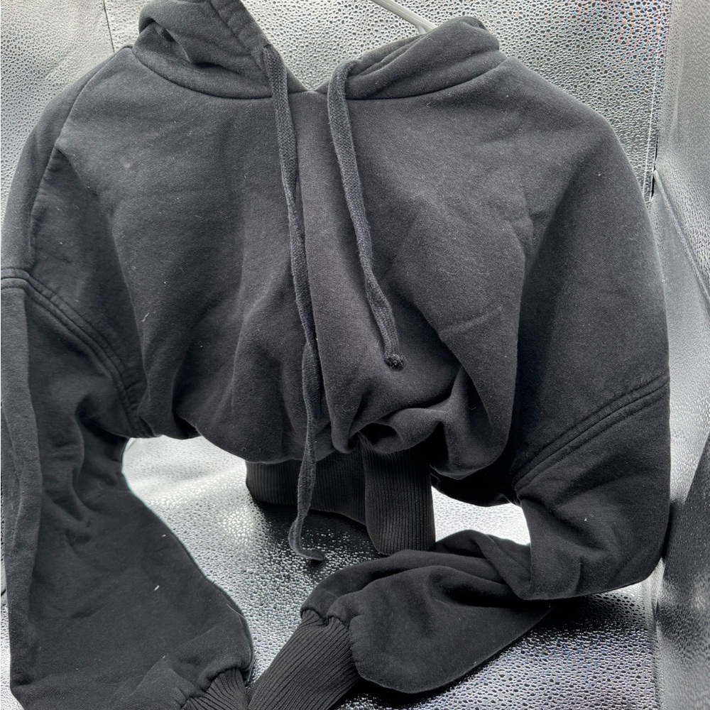 Black Cropped Hoodie